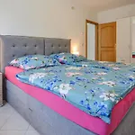 Gorgeous In Berlin-bohnsdorf Appartamento