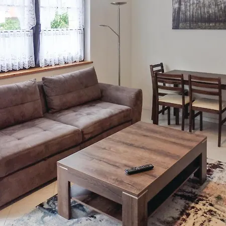 1 Bedroom Stunning Apartment In Berlin-Bohnsdorf *