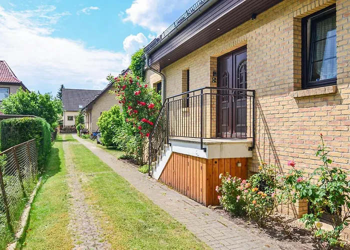 Gorgeous In Berlin-bohnsdorf Lägenhet Berlin