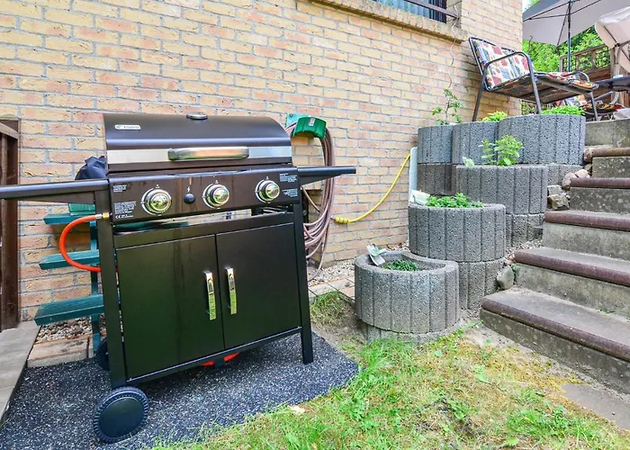 Gorgeous In Berlin-bohnsdorf *